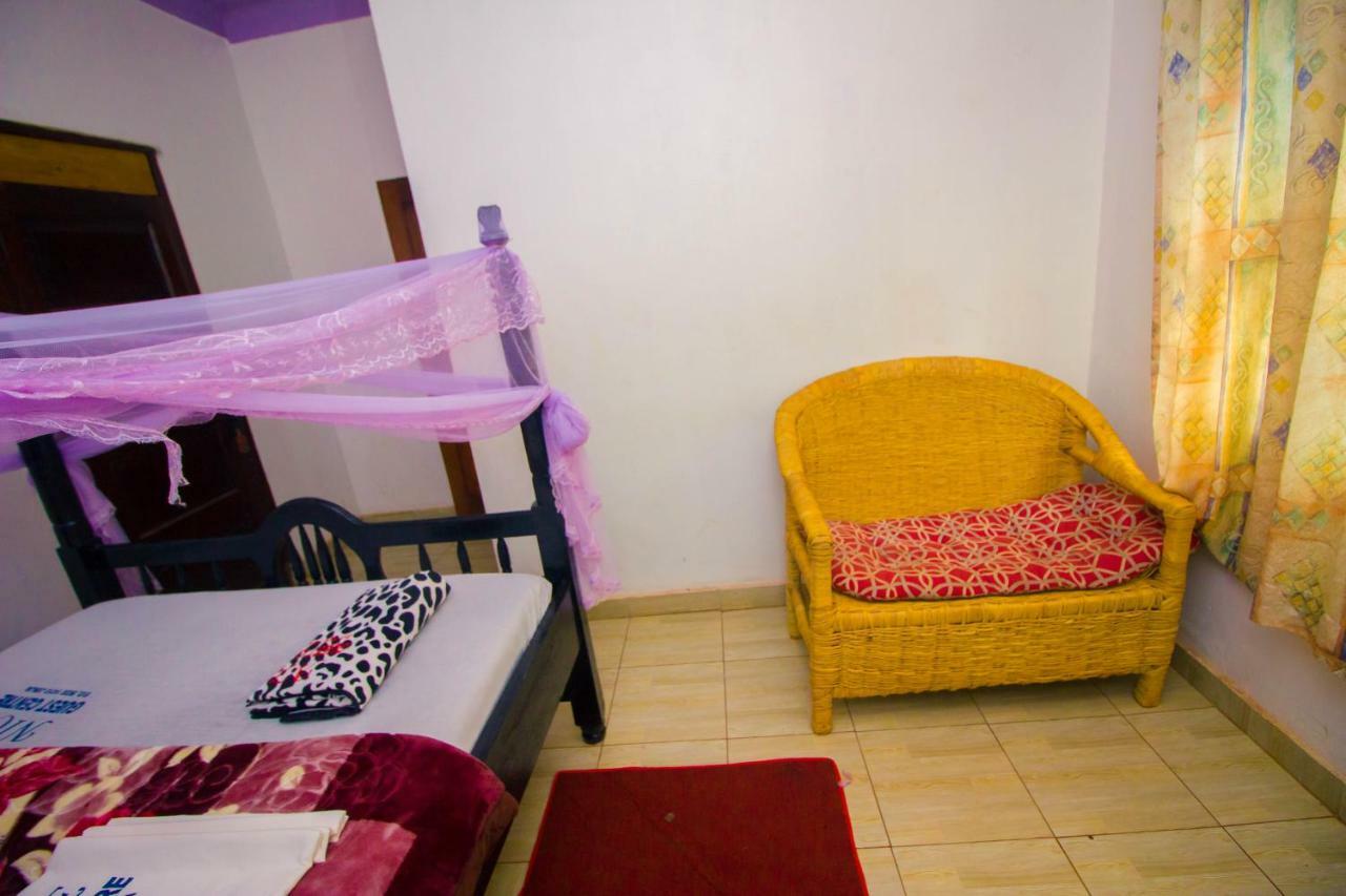 Nice Guest House Jinja Exterior foto